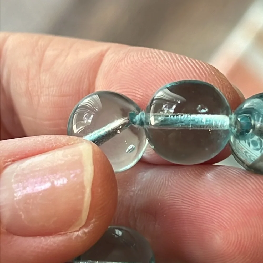RARE Antique Light Aqua Blue Orb Pools of Light Handknotted Necklace - Picture 15 of 16